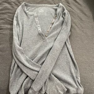 Aerie Gray Thermal with Buttons. Size Medium Great Condition
